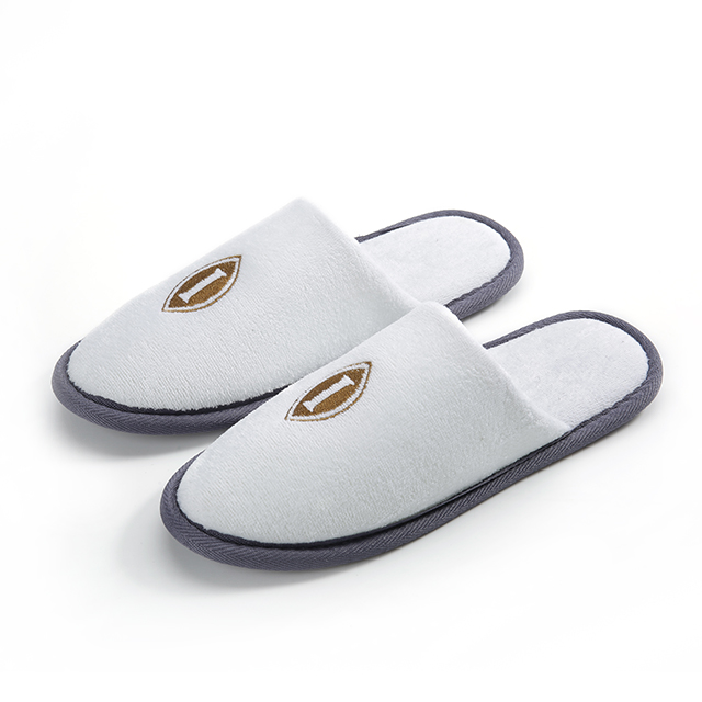 hotel slippers (9).jpg